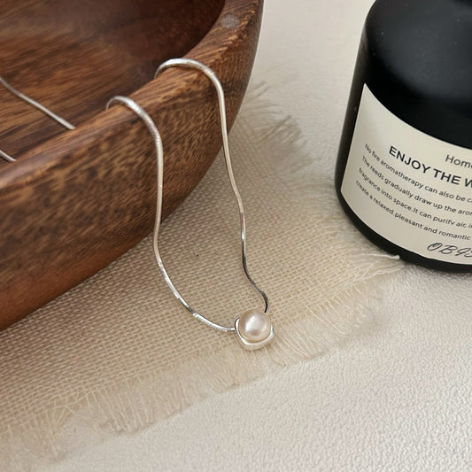 Moondrop Pearl Necklace